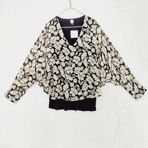 a.moon Floral Print Black & White Long Sleeve Blouse Top 1252